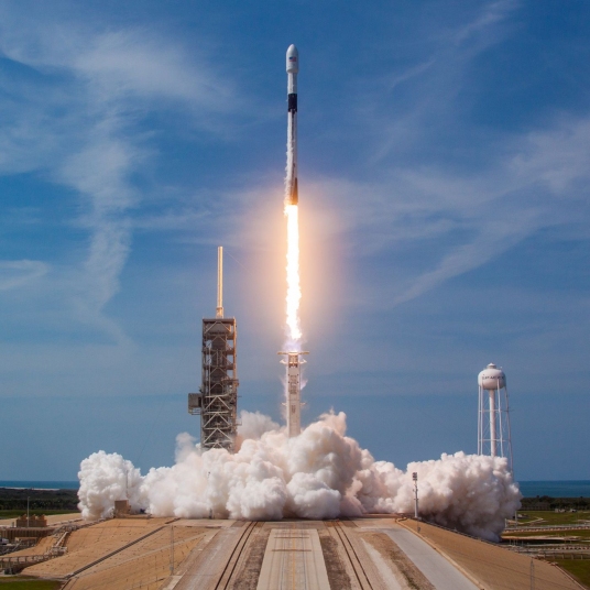 Un nou record de la SpaceX. Cum a fost ultima lansare de sateliți