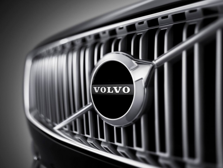 Компания Volvo планирует выпускать и продавать только электрические автомобили  