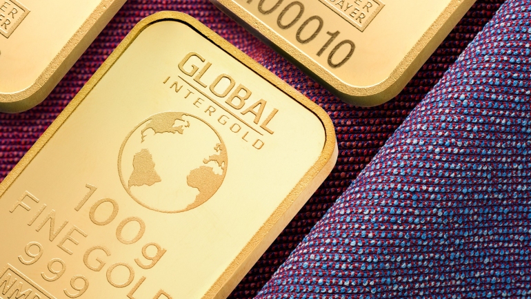 Золото подорожало выше $1800 за унцию впервые с февраля