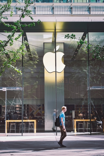 Сотрудники Apple протестуют против рабочего плана офиса