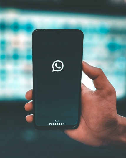 Utilizatorii WhatsApp vor putea trimite și primi mesaje fără telefonul mobil
