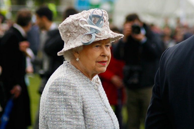 «Королева не считает, что она соответствует необходимым критериям»: Елизавета II отказалась от награды «Старушка года»