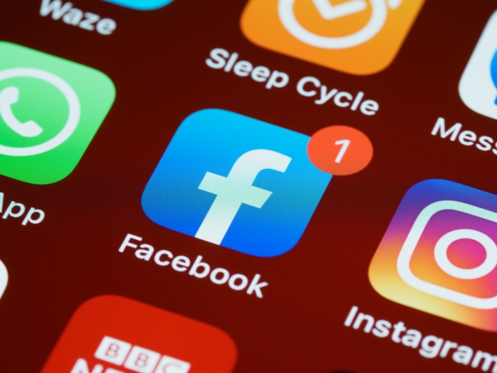 Facebook разрешит пользователям регулировать количество постов и их темы в ленте