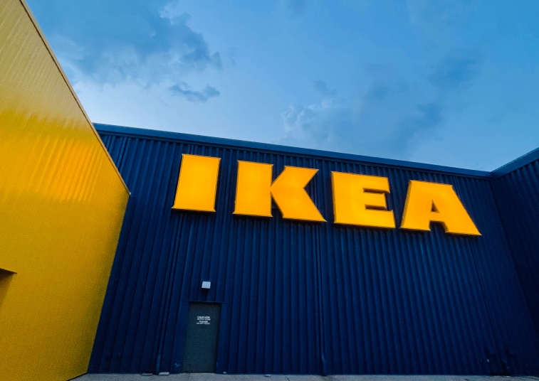 IKEA начинает продавать свои фабрики в России. Около 15 000 сотрудников будут уволены