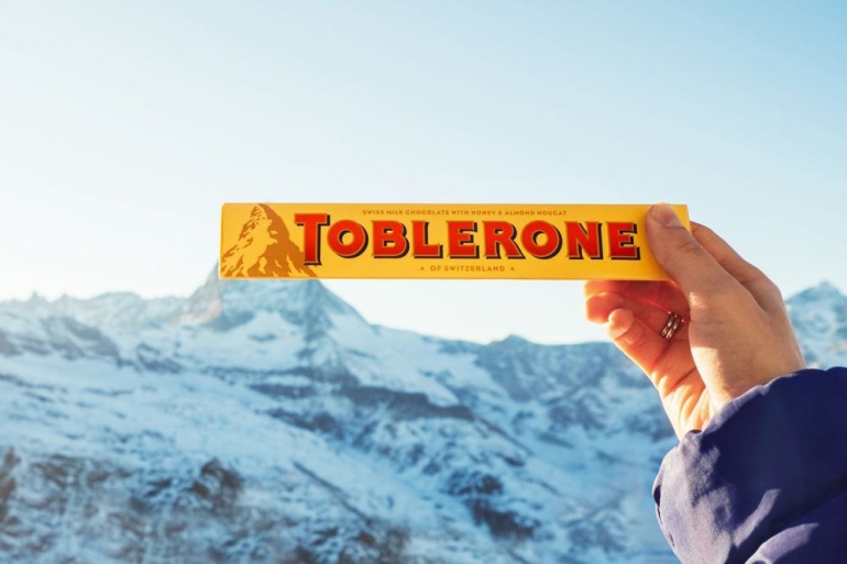Toblerone уберет изображение горы с упаковки шоколада 