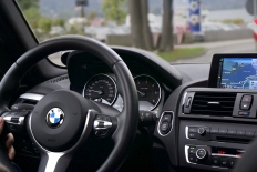 BMW ввела платную подписку на подогрев сидений. Стоит $18 в месяц