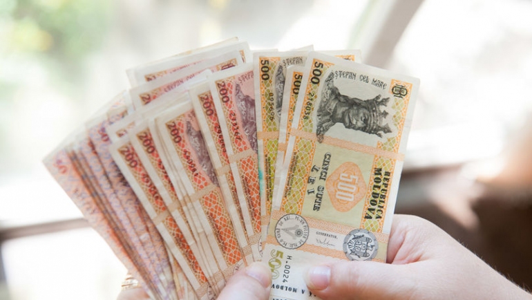 В Молдове в 2023 году средняя зарплата по экономике составит 11,7 тыс. леев